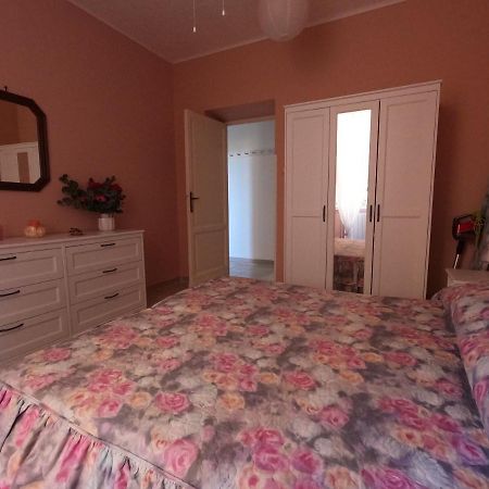 דירות לידו די אוסטיה Casa Elsi מראה חיצוני תמונה