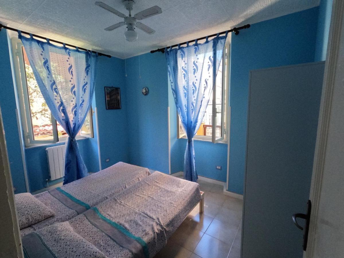 דירות לידו די אוסטיה Casa Elsi מראה חיצוני תמונה